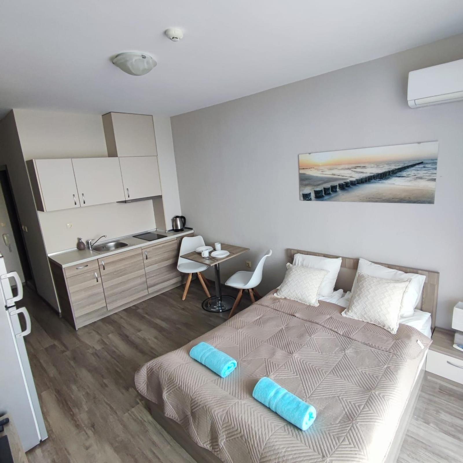 Sorrento Sole Mare - Apartments By The Beach Sveti Vlas Exterior photo